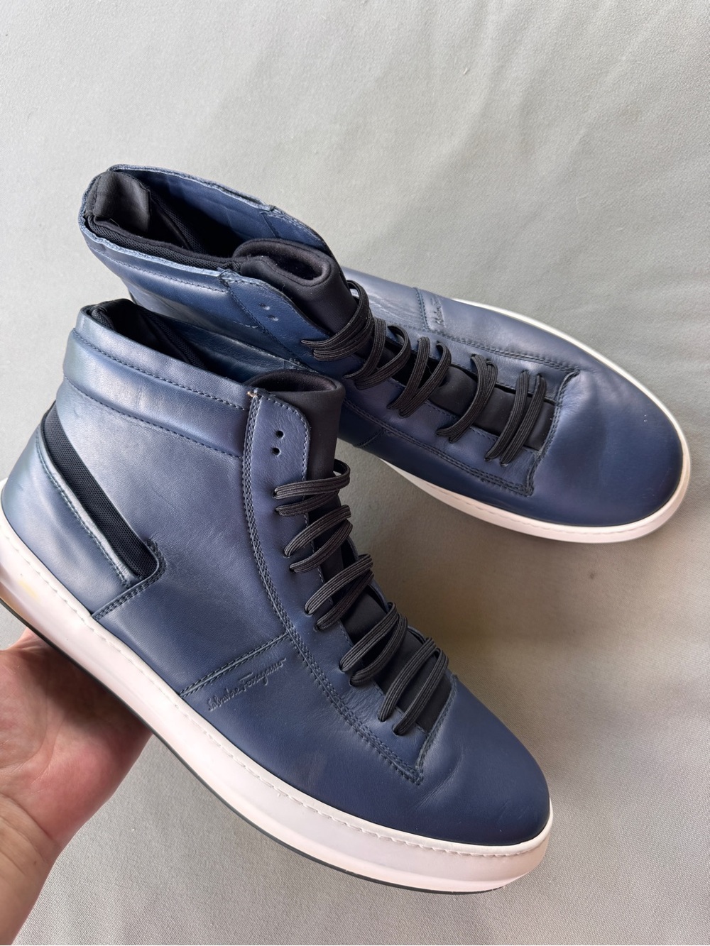 Salvatore Ferragamo Men’s Navy Leather High Top Sneakers US 10 EEE Italy